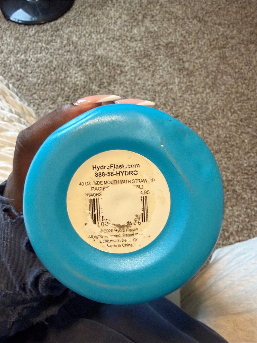 Unisex Hydro Flask Blue 40 oz Waterbottle - Picture 6 of 6